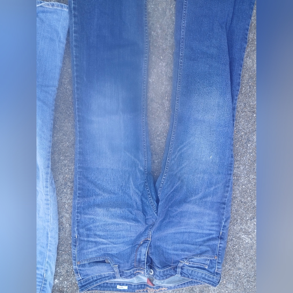 One.Pair of Women's arizona jeans Blue Size thirteen short like new